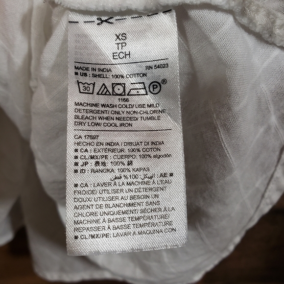 Old Navy semi sheer window pane pattern tank top woman's size XS - Picture 4 of 8